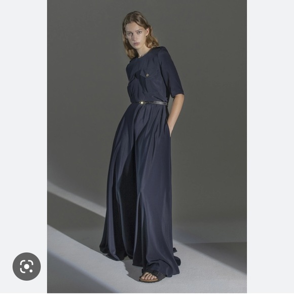 Les Copains Dresses & Skirts - New Les Copains maxi dress silk blend. Size 6 or 42. Made in Italy